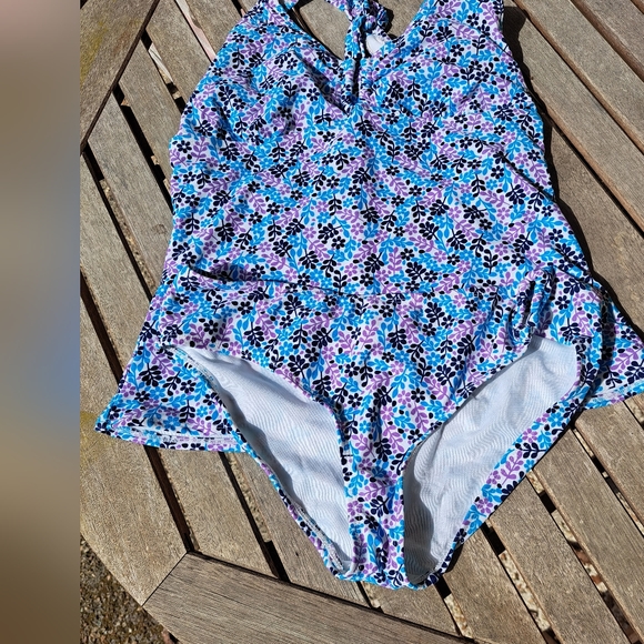 Halter tankini with full bottom - Picture 6 of 8